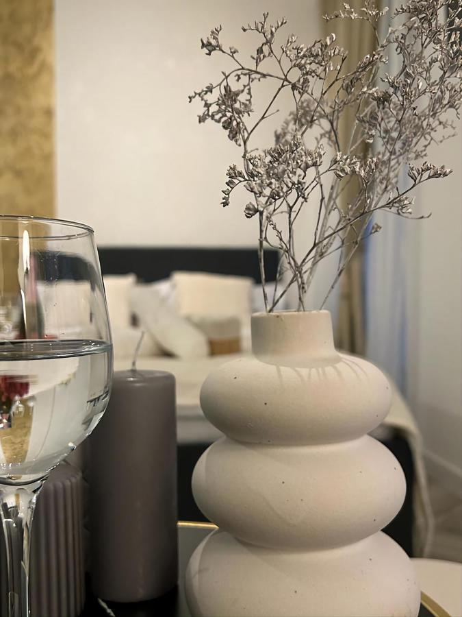 Appartamento Luxury Mansion Bucarest Esterno foto