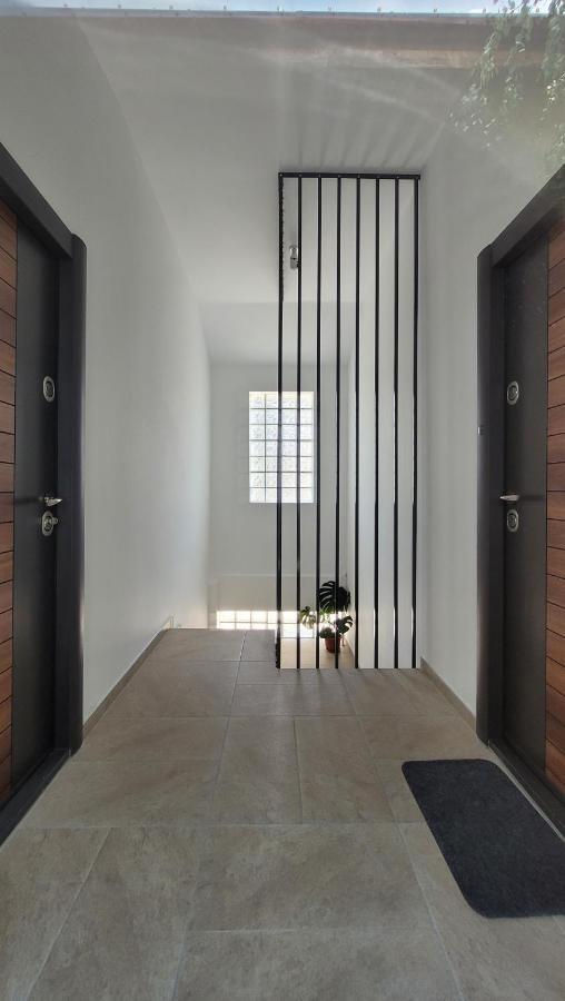 Appartamento Luxury Mansion Bucarest Esterno foto