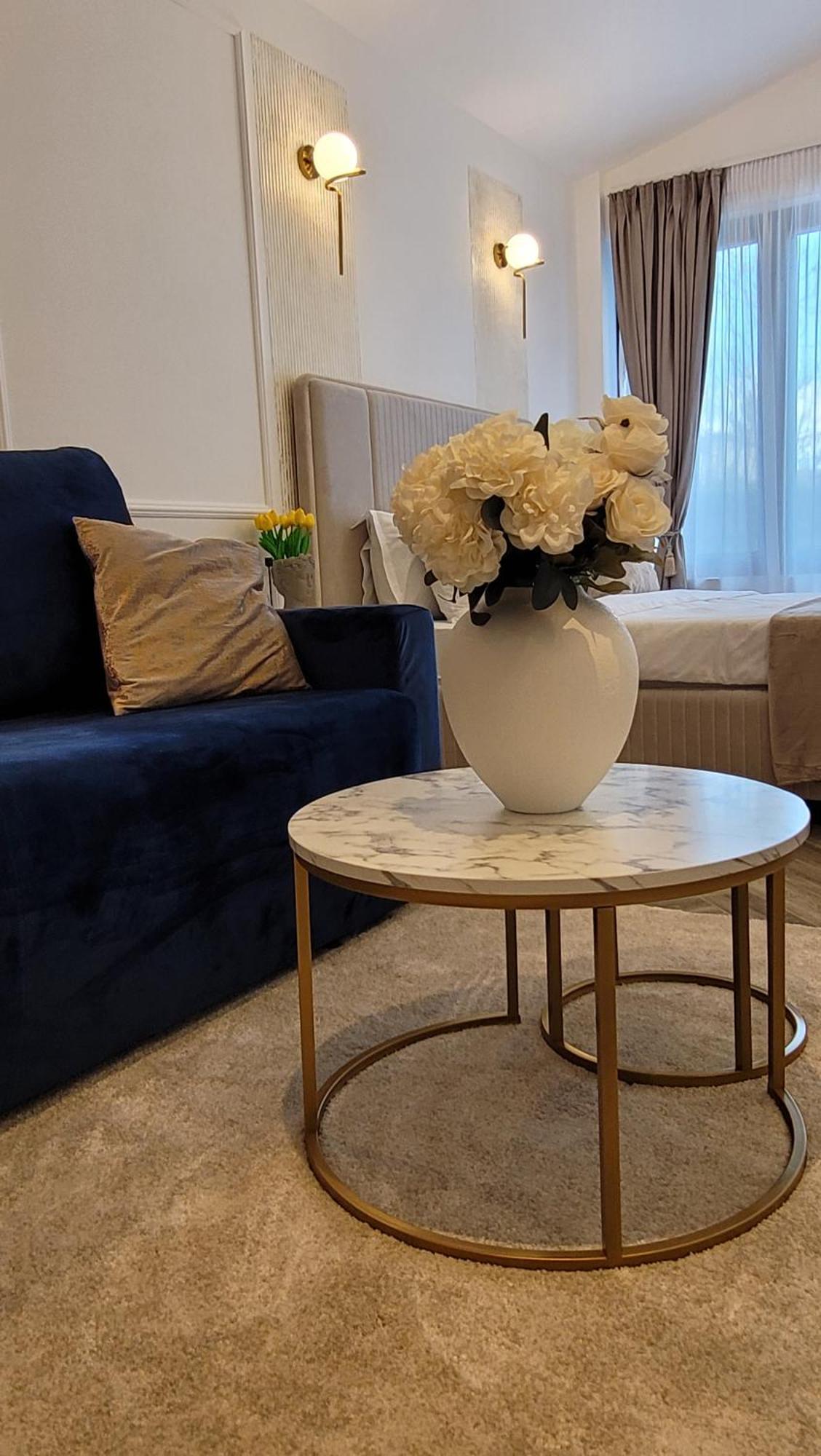 Appartamento Luxury Mansion Bucarest Esterno foto